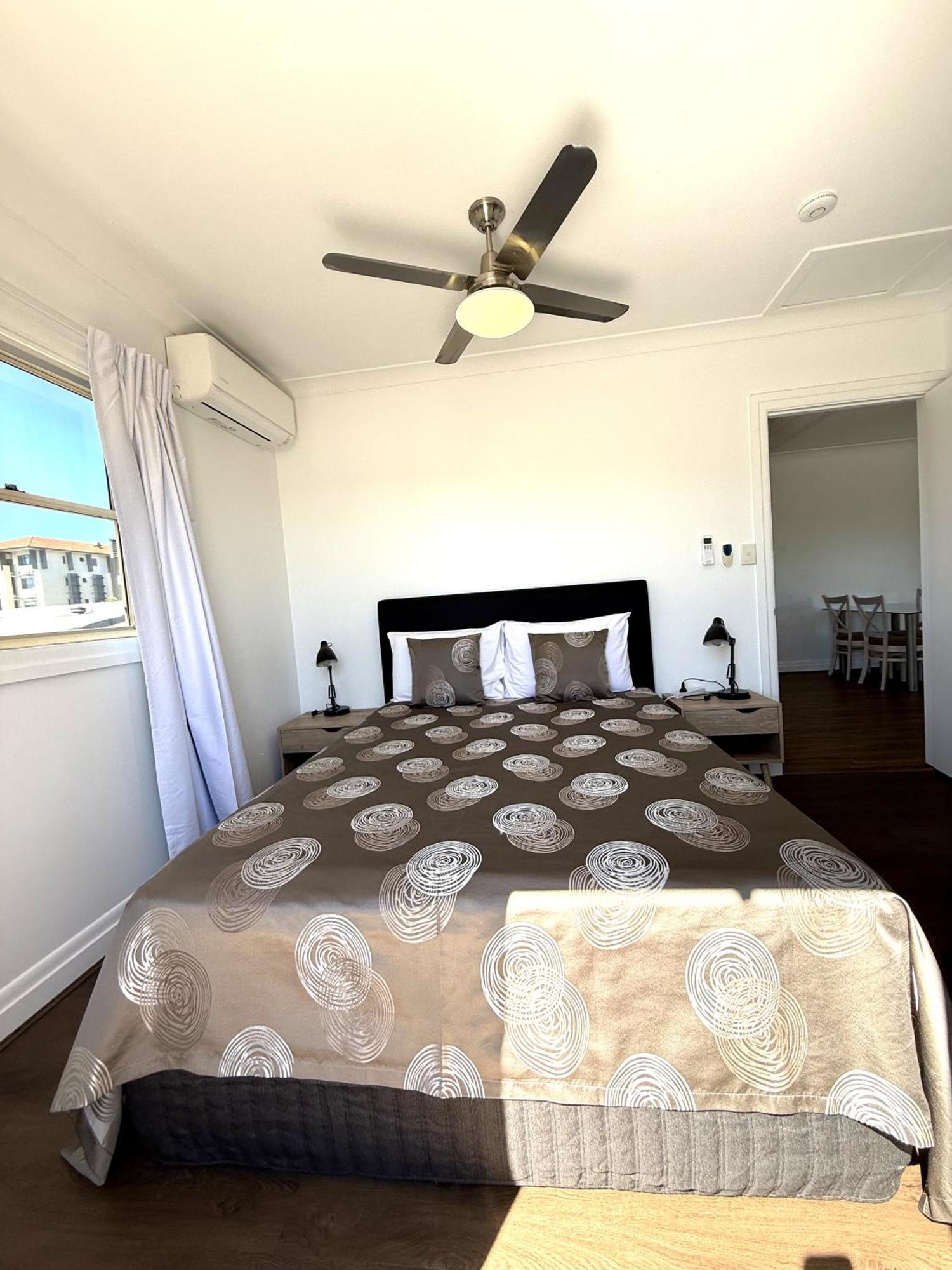Hampton Court Apartments Brisbane Bagian luar foto