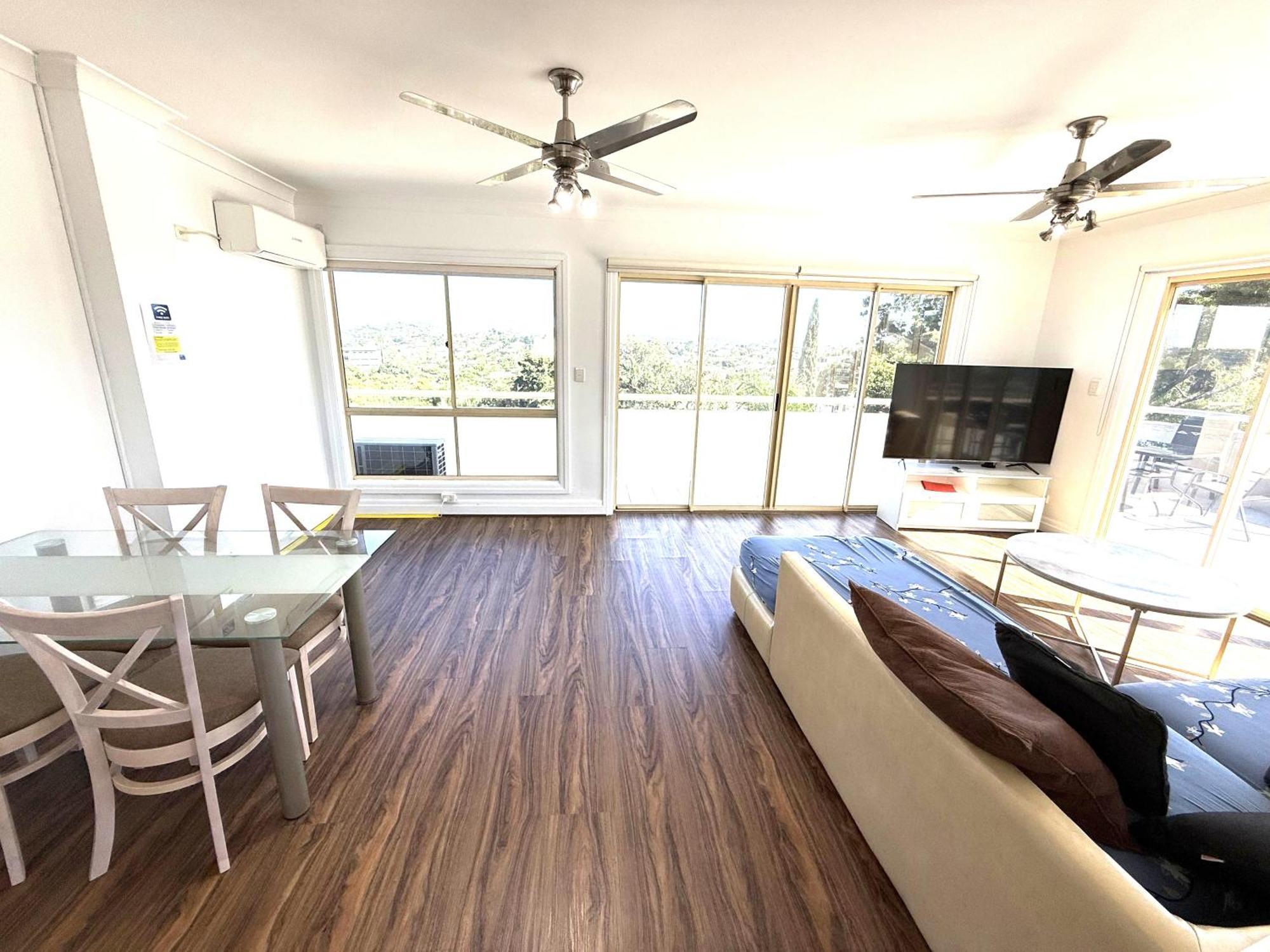Hampton Court Apartments Brisbane Bagian luar foto